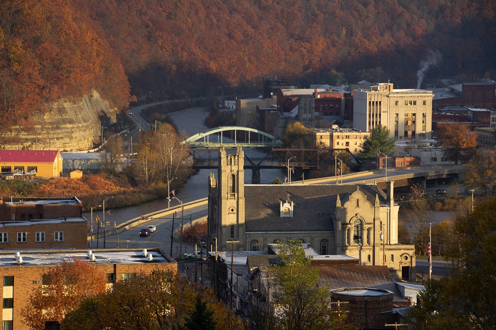 centerst_bridge3.jpg